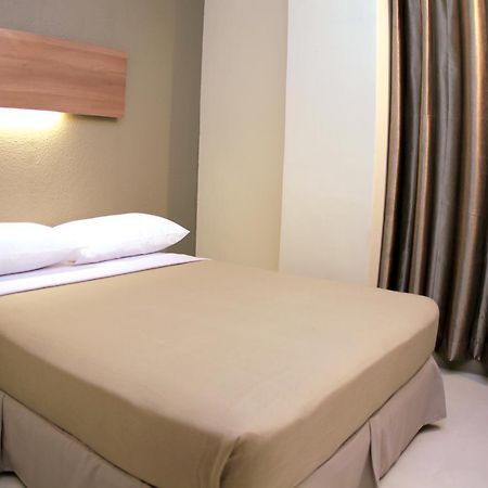 The Center Suites Cebu Kültér fotó