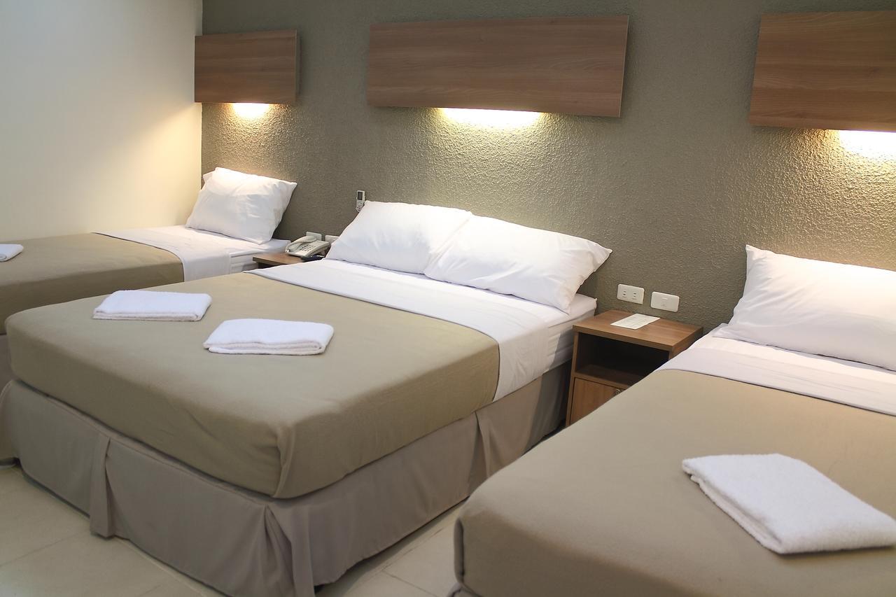 The Center Suites Cebu Kültér fotó