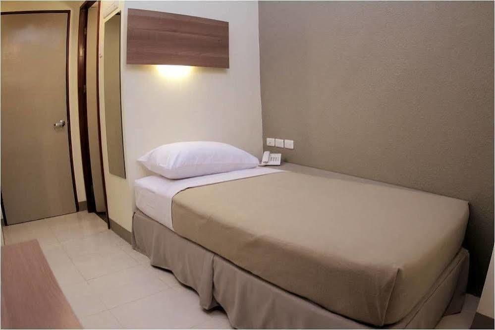 The Center Suites Cebu Kültér fotó