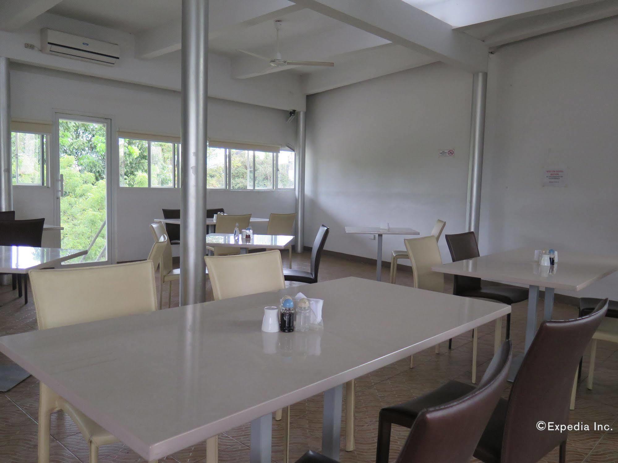 The Center Suites Cebu Kültér fotó