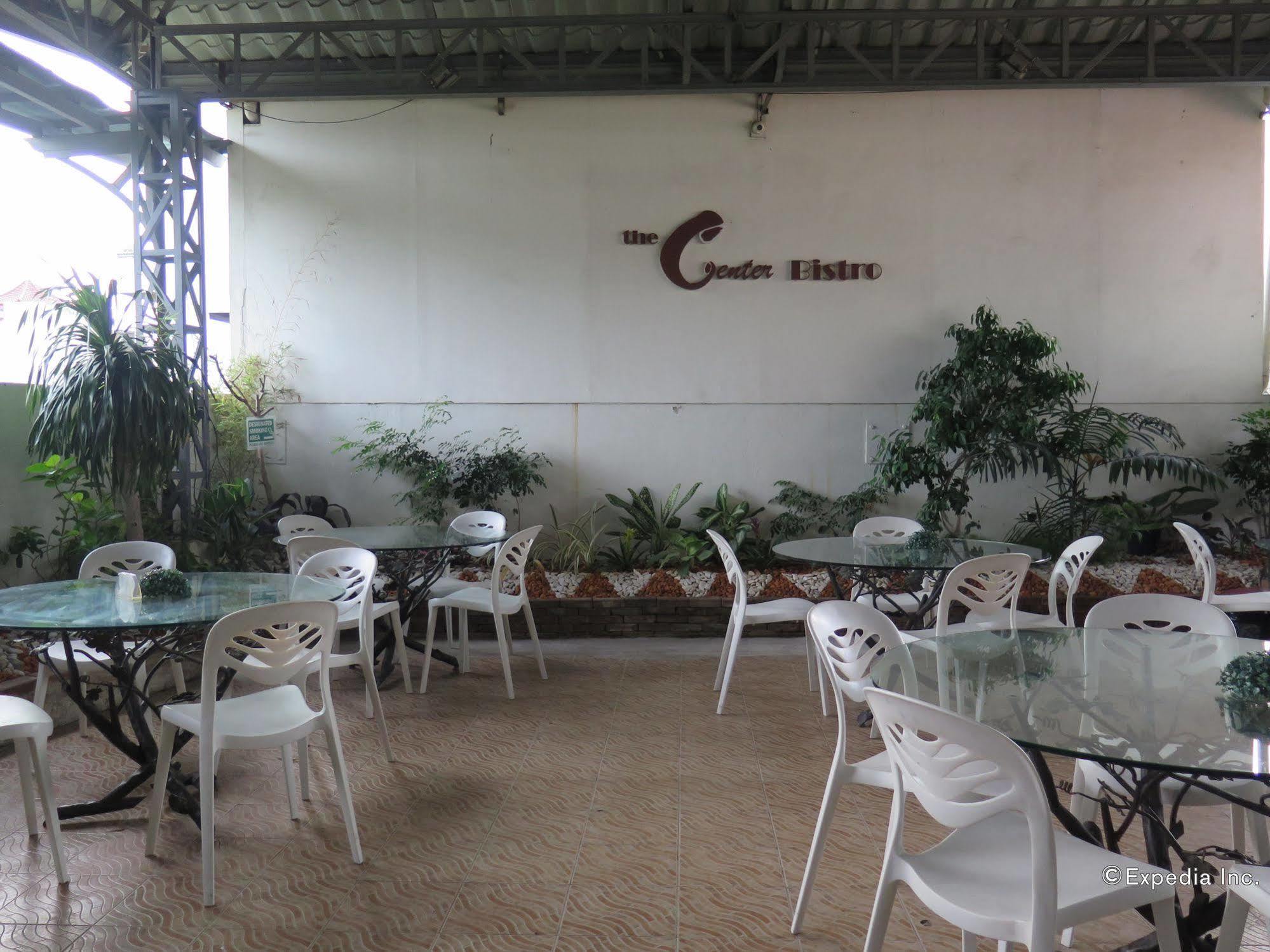 The Center Suites Cebu Kültér fotó