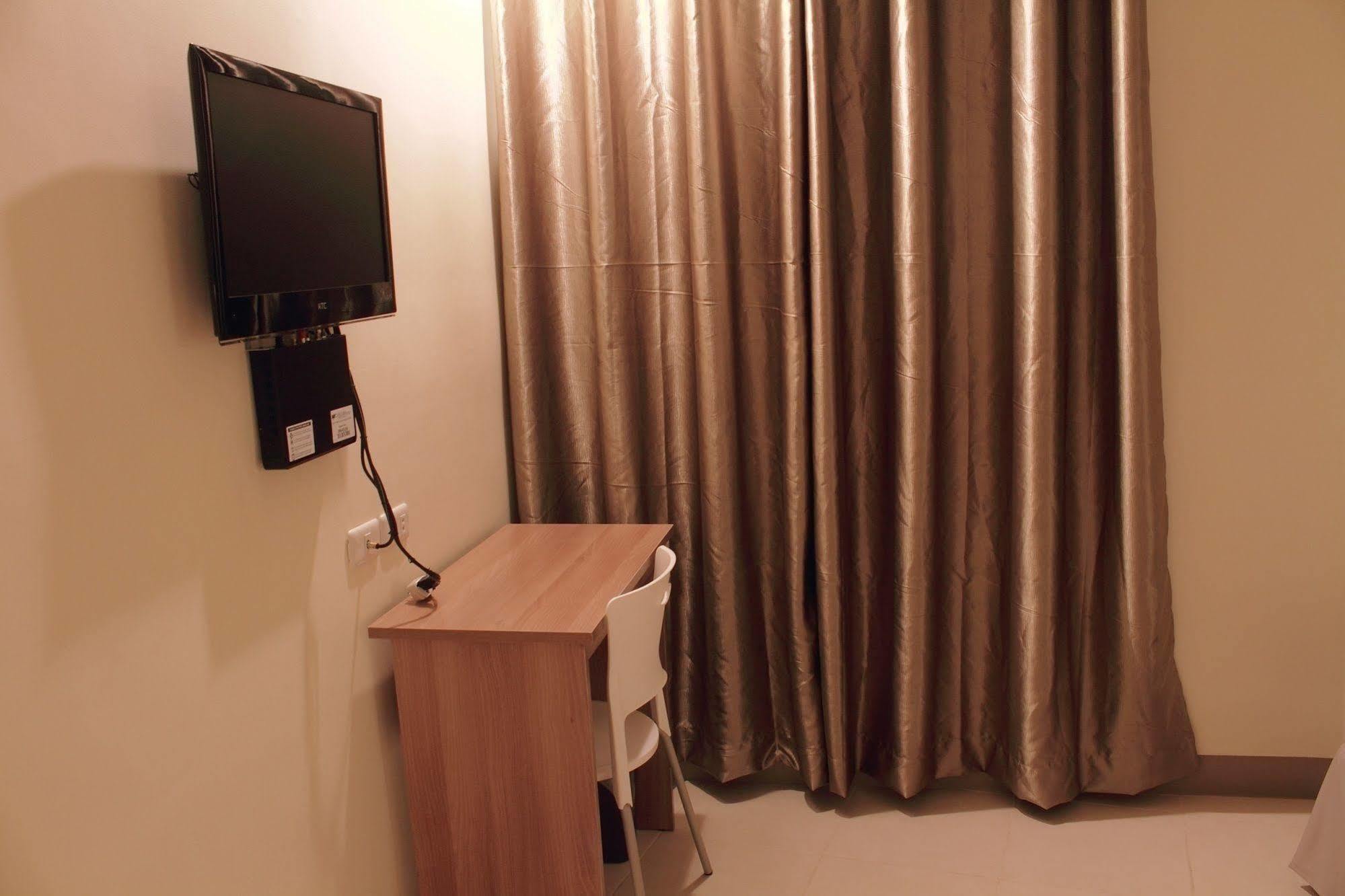 The Center Suites Cebu Kültér fotó