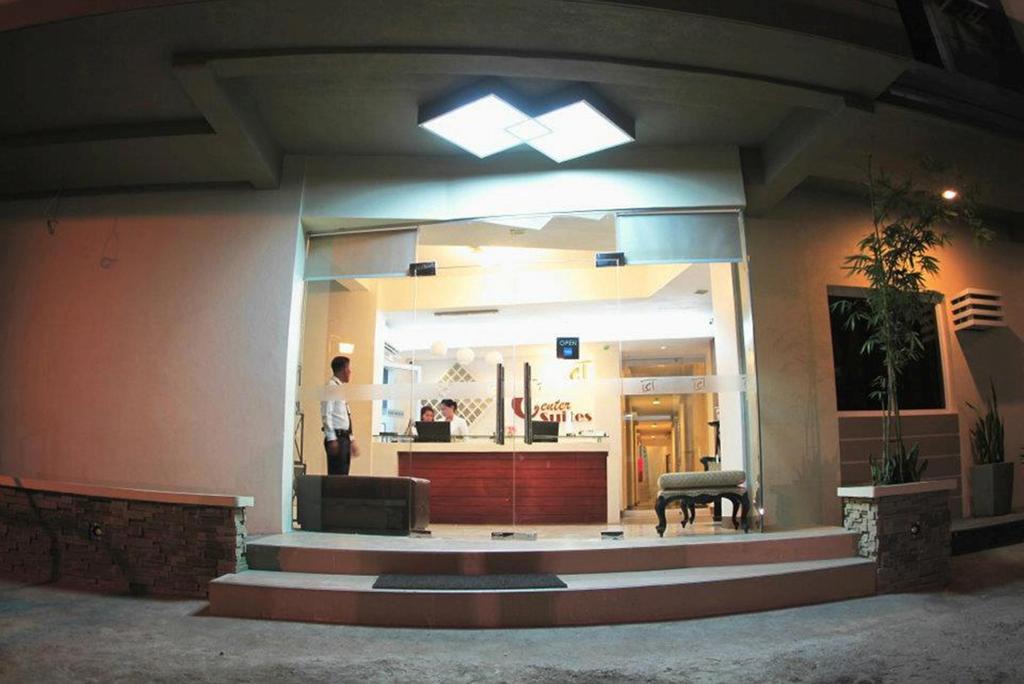 The Center Suites Cebu Kültér fotó
