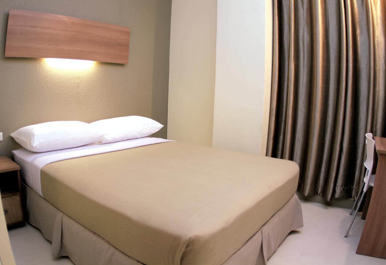 The Center Suites Cebu Kültér fotó